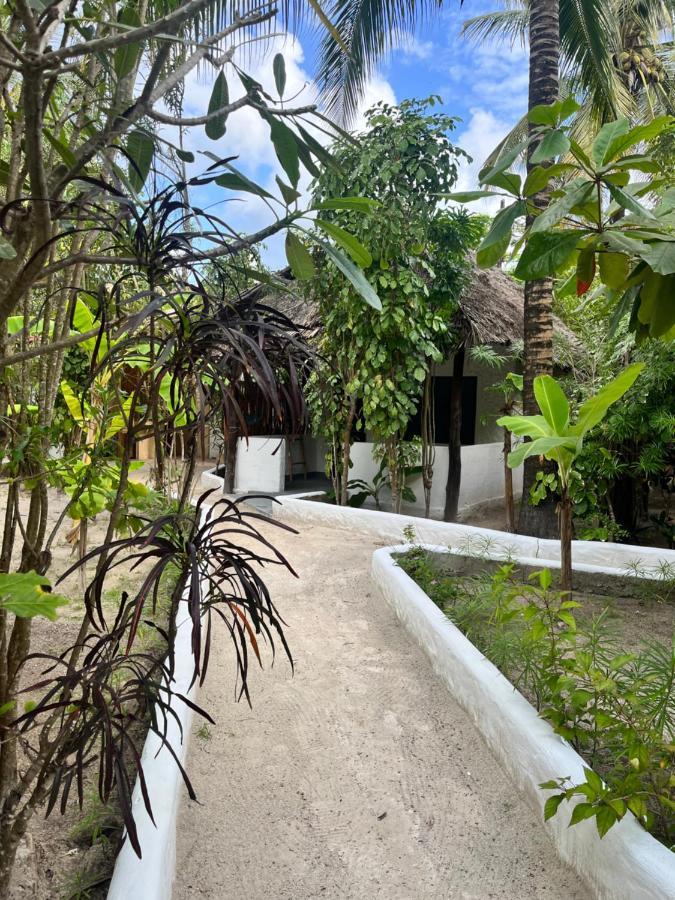 Karanga Bungalows Michamvi Kae Exterior photo
