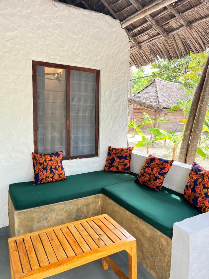 Karanga Bungalows Michamvi Kae Room photo